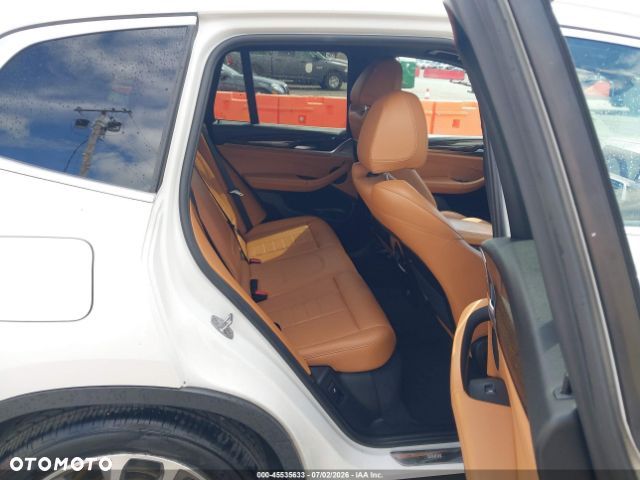 BMW X3 xDrive30i Luxury Line - 6