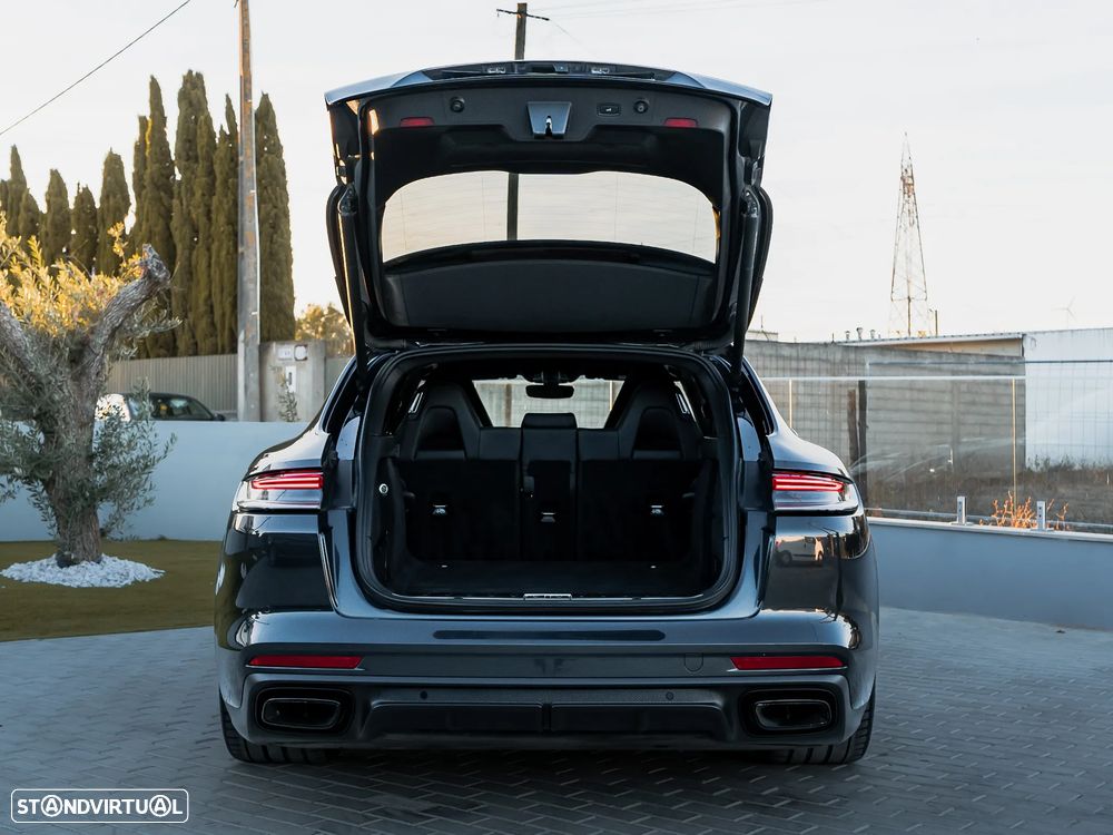 Porsche Panamera Sport Turismo 4 E-Hybrid Edition 10 Anos - 45