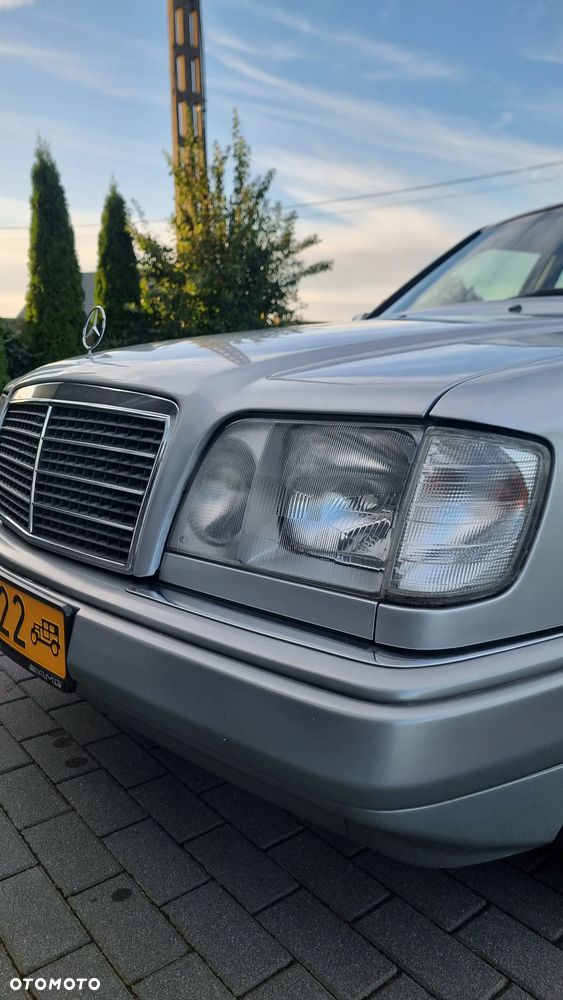 Mercedes-Benz W124 (1984-1993) - 24