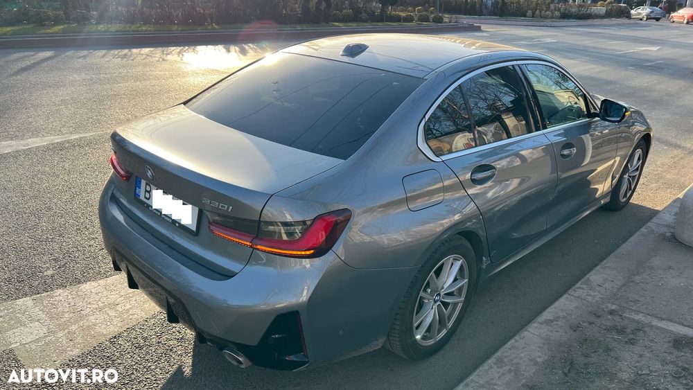 BMW Seria 3 330i xDrive AT - 36