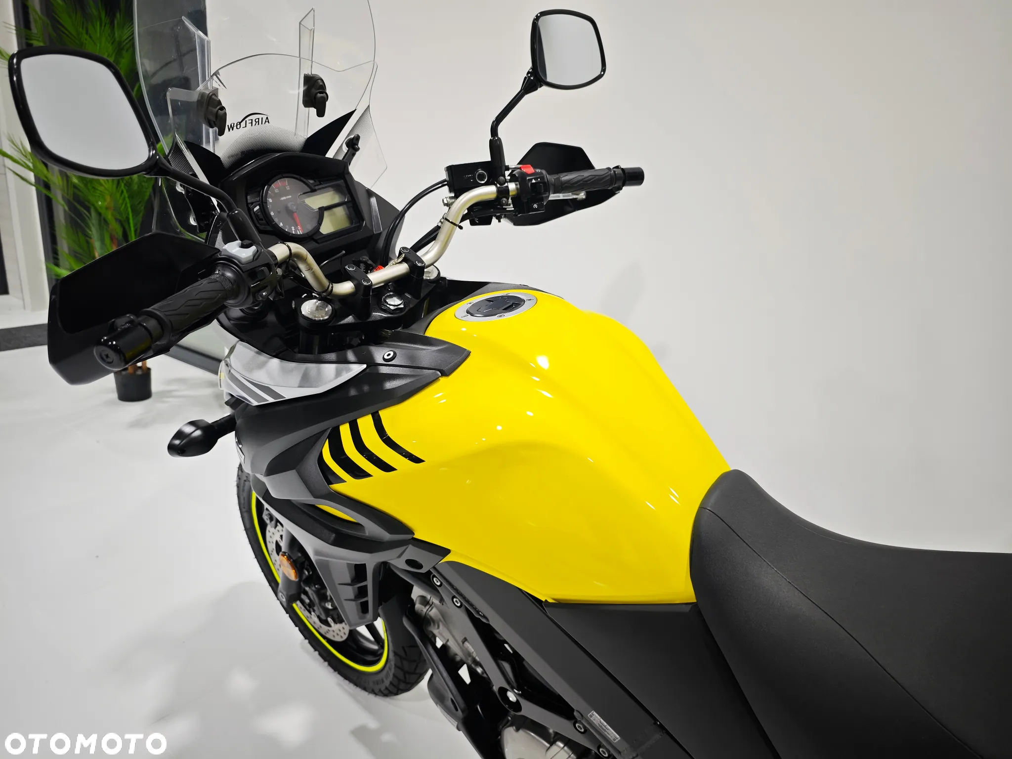 Suzuki V-STROM - 22