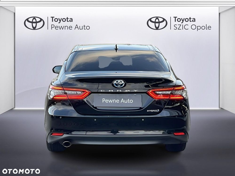 Toyota Camry 2.5 Hybrid Executive CVT - 18