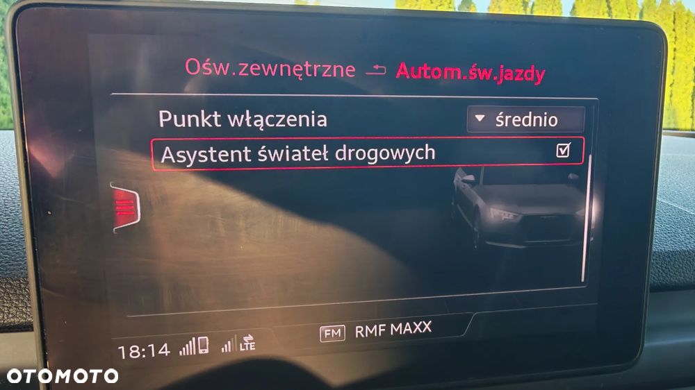 Audi A4 Avant 2.0 TDI S tronic - 25