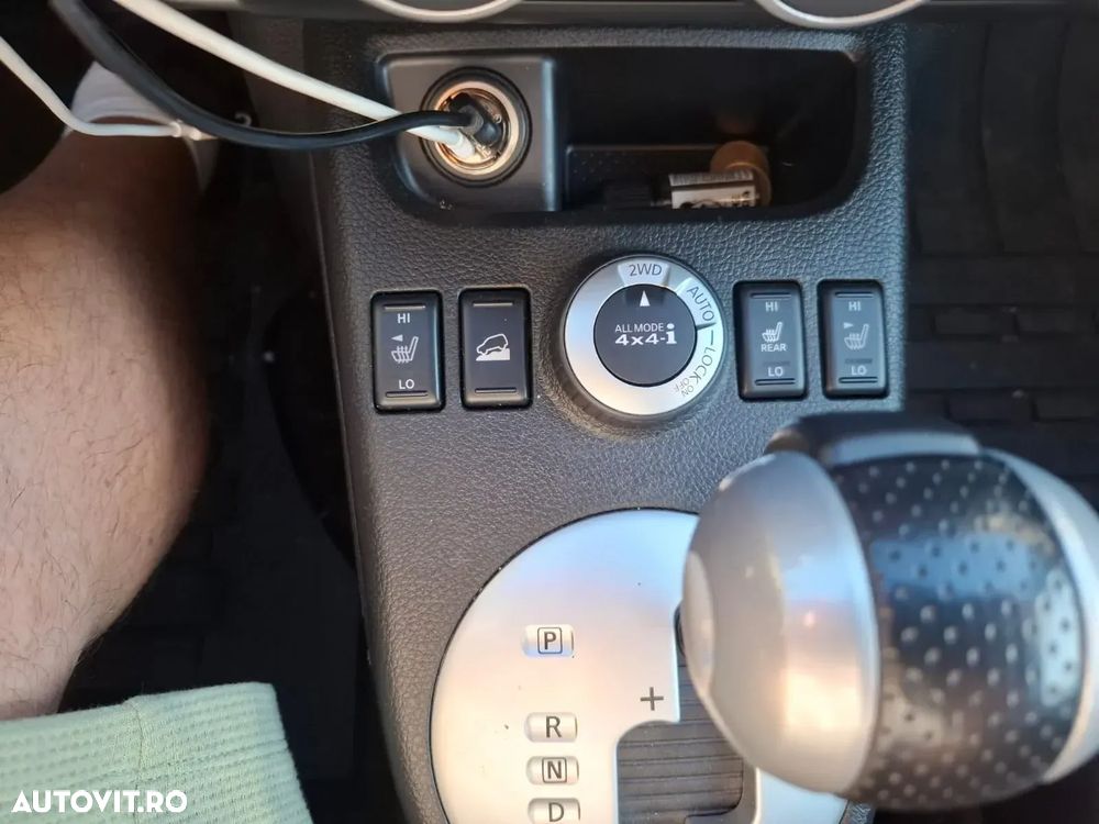 Nissan X-Trail 2.0 dCi DPF All Mode 4X4-i Elegance Aut - 12