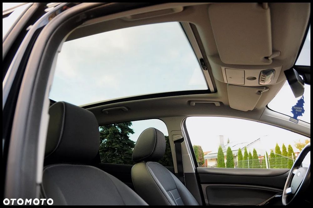 Ford Kuga 2.0 TDCi Titanium - 8