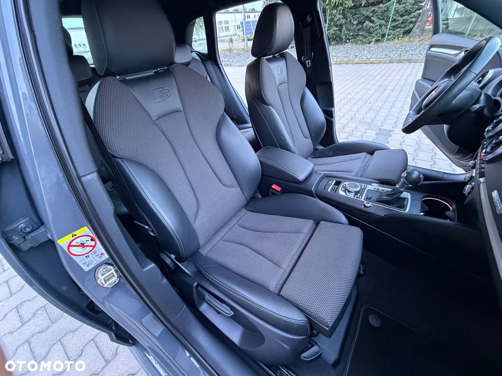 Audi A3 Sportback 40 e-tron S tronic sport - 38