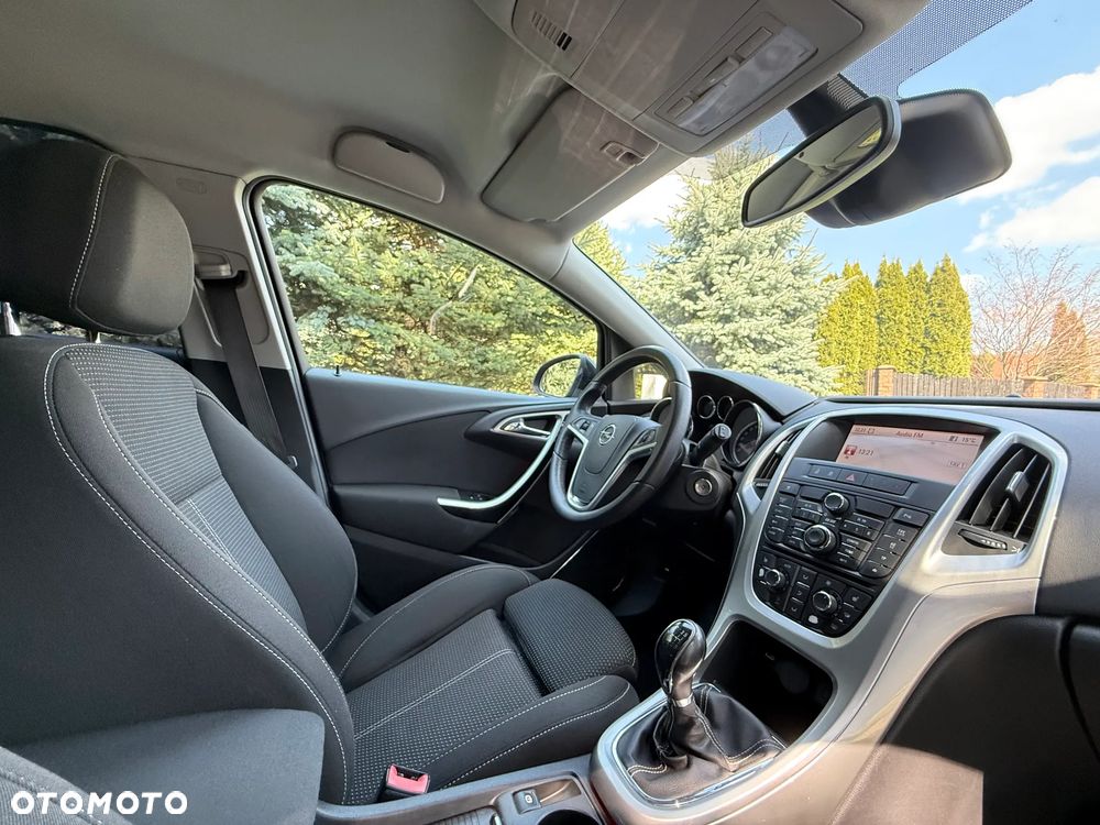 Opel Astra 1.4 Turbo Cosmo - 29