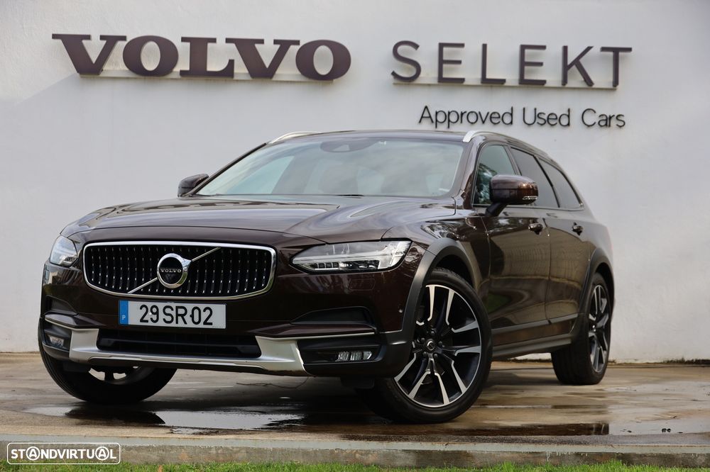Volvo V90 Cross Country 2.0 D4 Pro AWD Geartronic - 21