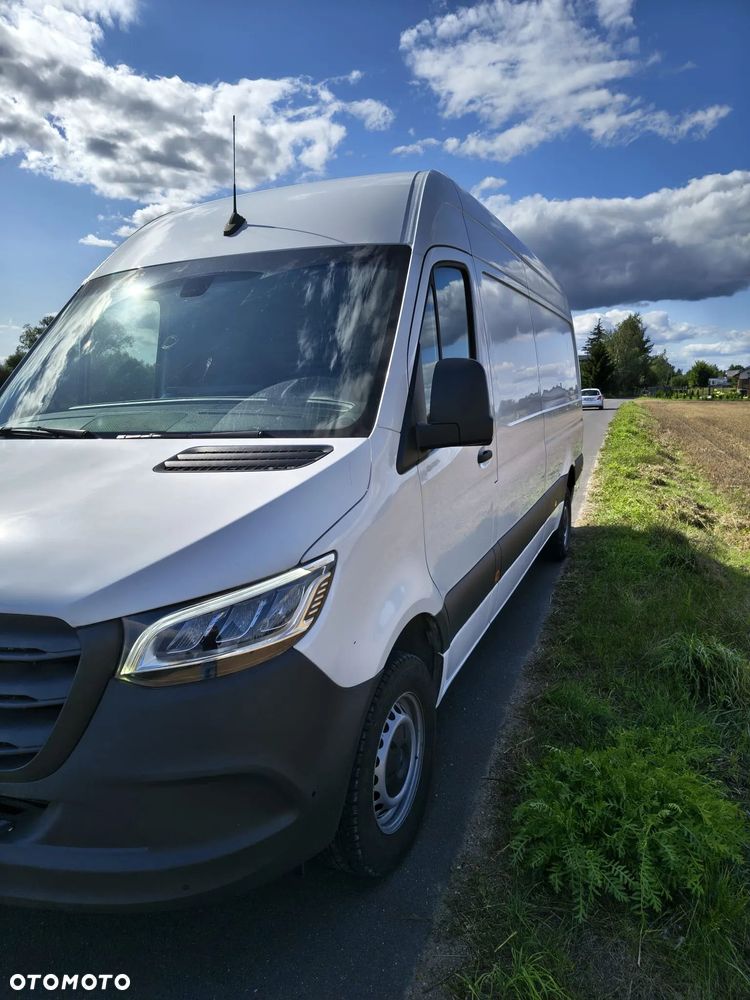 Mercedes-Benz Sprinter - 5