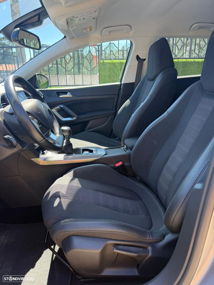 Peugeot 308 PureTech 130 Allure Pack - 6