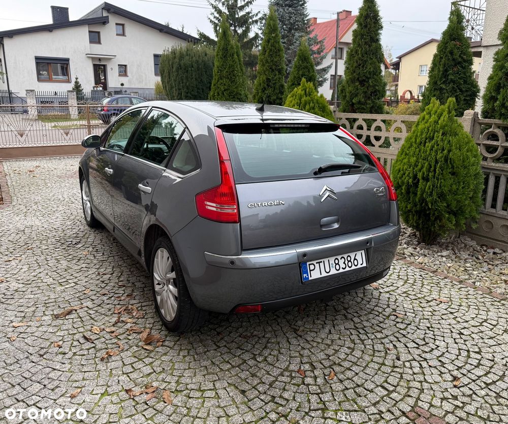Citroën C4 2.0 HDi Exclusive - 4