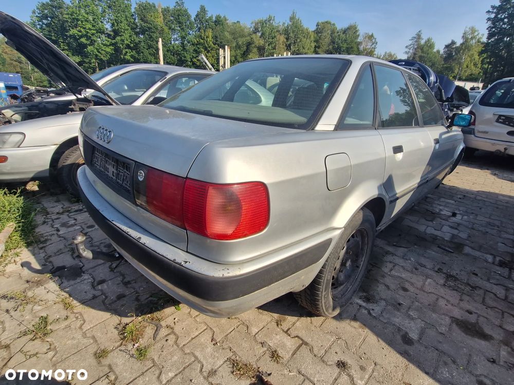 Lampa / lampy / tył / prawa / lewa - AUDI 80 B4 - 1