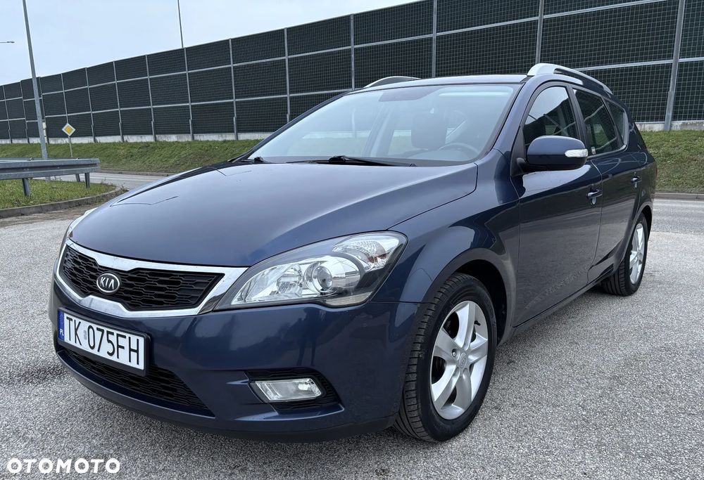 Kia Ceed 1.6 CRDi 90 Spirit - 2