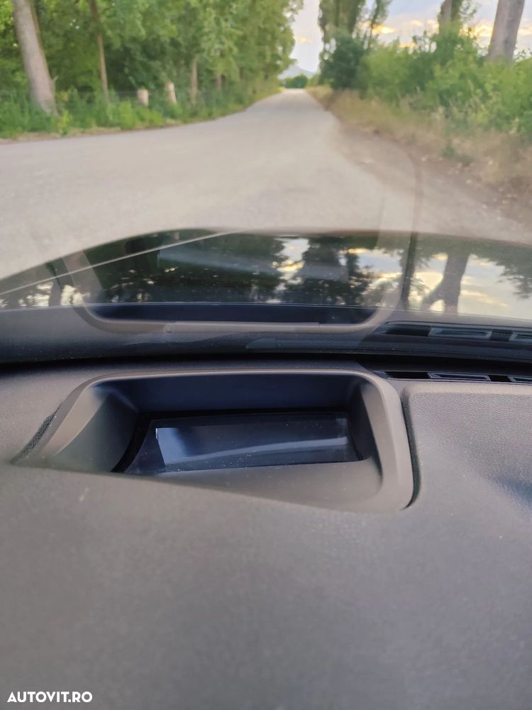 BMW Seria 3 320i xDrive - 10