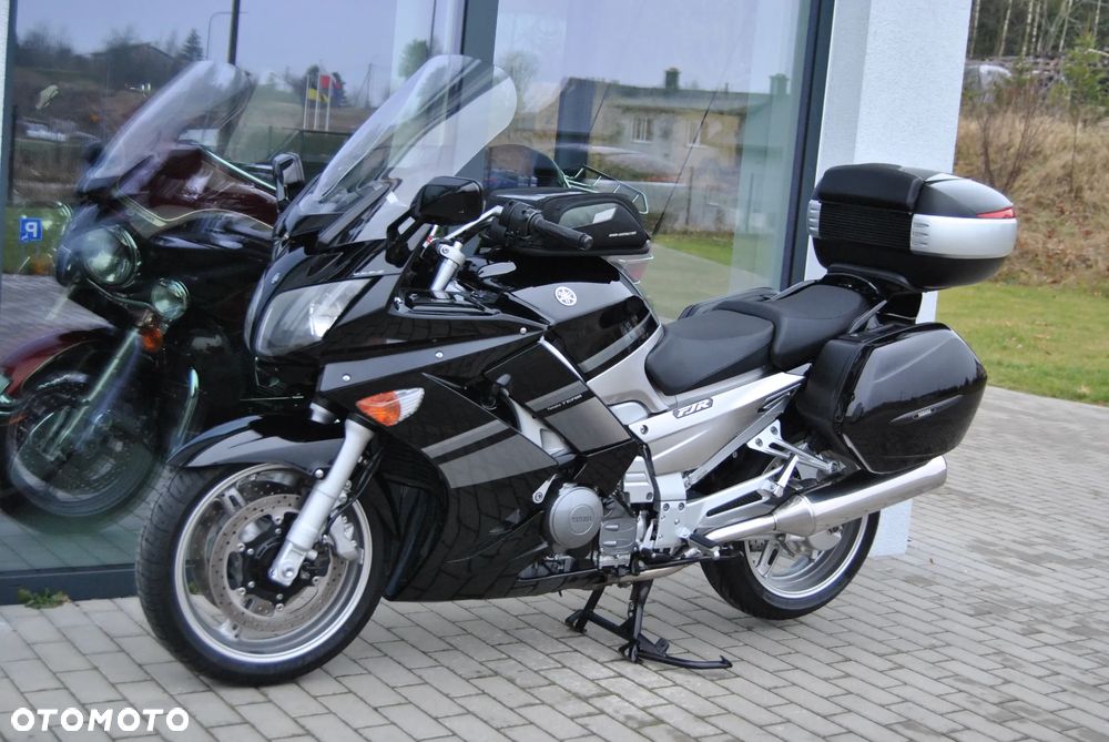 Yamaha FJR - 41