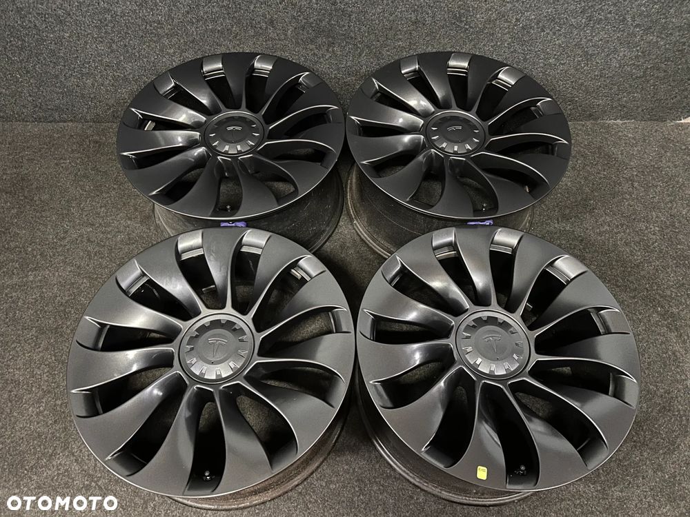 Alufelgi Tesla Model Y UBERTURBINE 21 cali 5x114,3 4szt. Dwie szerokości z czujnikami ! - 4