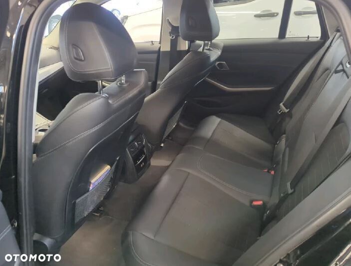 BMW Seria 3 - 7