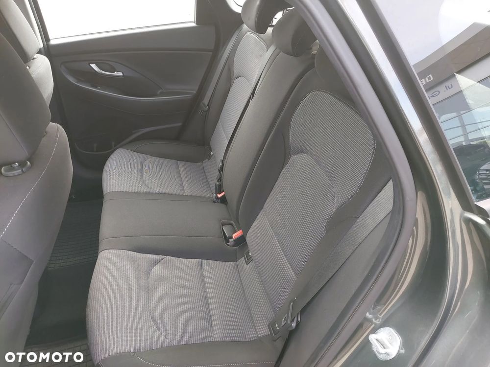 Hyundai i30 1.0 T-GDI Classic + DCT - 16