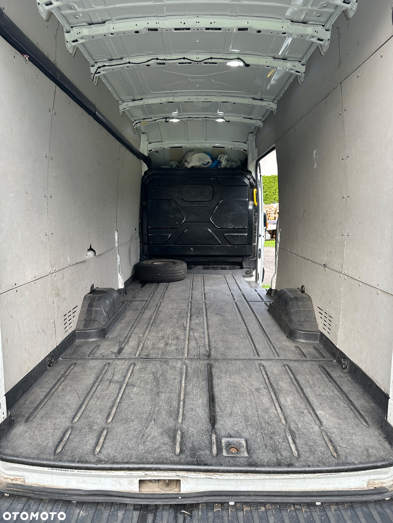 Ford Transit - 17