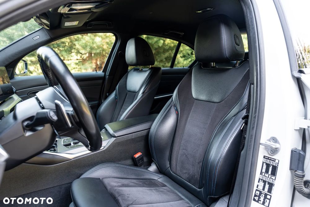 BMW Seria 3 320d xDrive mHEV M Sport - 24