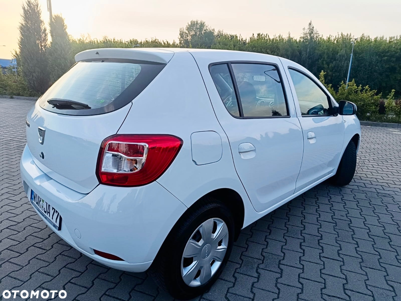 Dacia Sandero TCe 90 (S&S) Comfort - 8