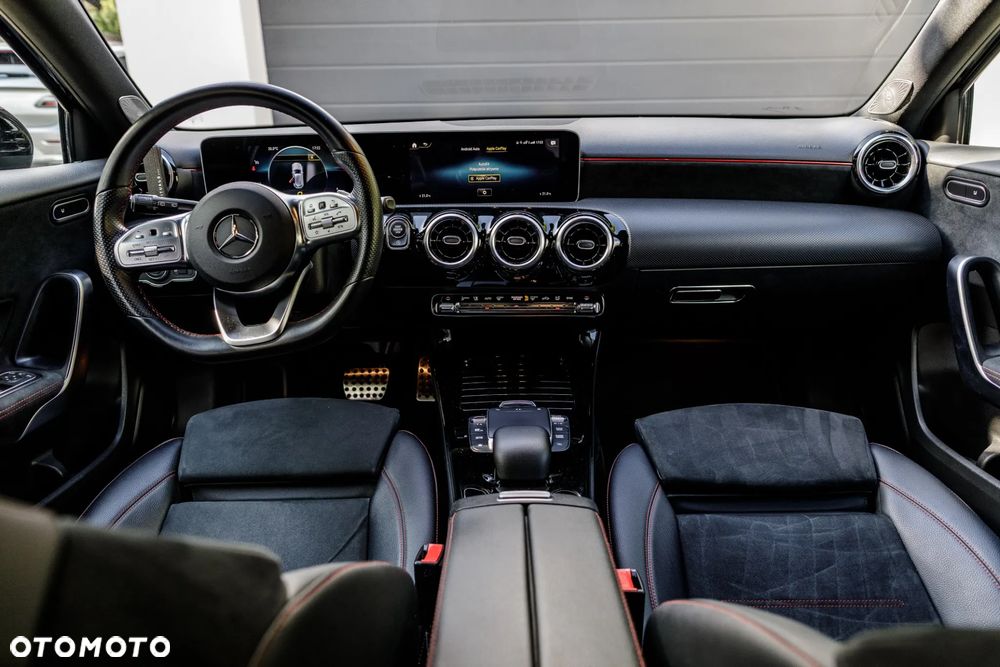 Mercedes-Benz Klasa A 200 AMG Line 7G-DCT - 16