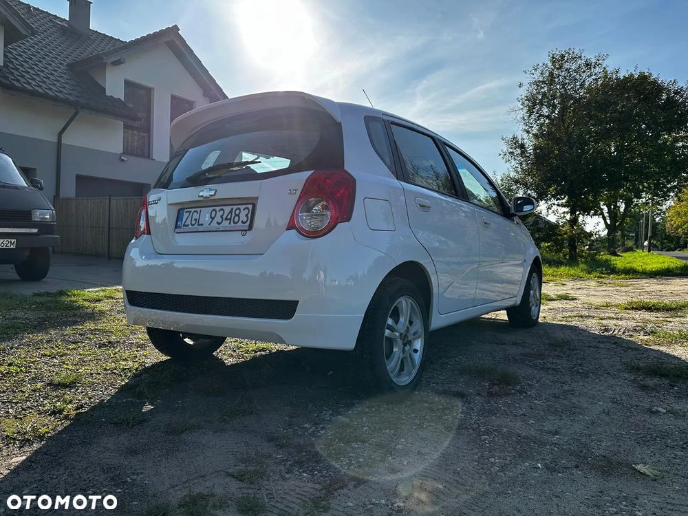 Chevrolet Aveo 1.4 16V LS - 4