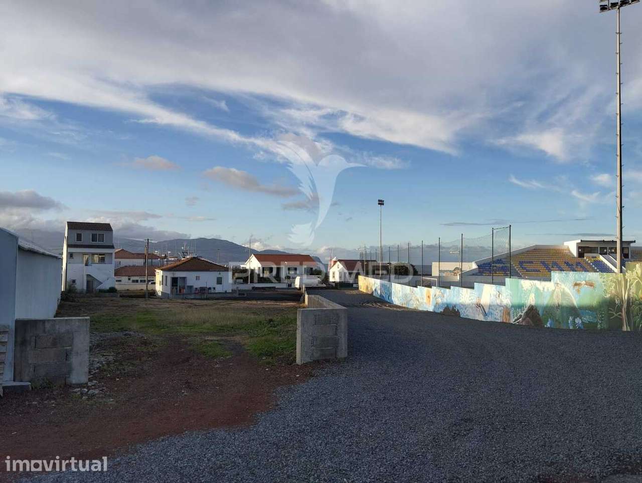 Terreno no centro da vila da Madalena - Grande imagem: 5/7