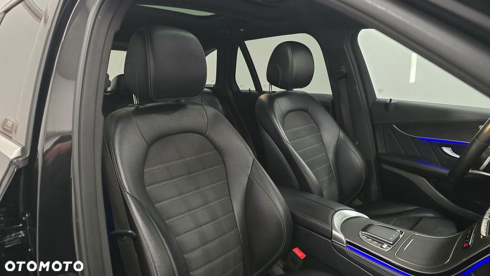 Mercedes-Benz GLC 220 d 4Matic 9G-TRONIC AMG Line Plus - 22