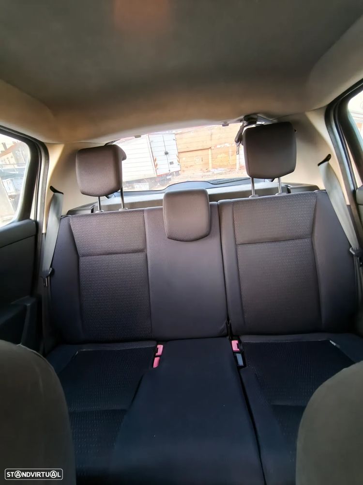 Renault Clio 1.2 16V Confort - 7