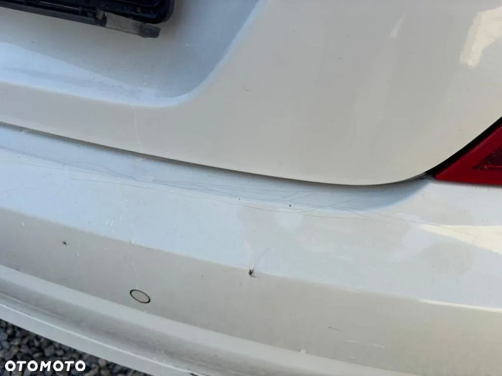 Mercedes-Benz Klasa C 180 Coupe BlueEFFICIENCY 7G-TRONIC - 24