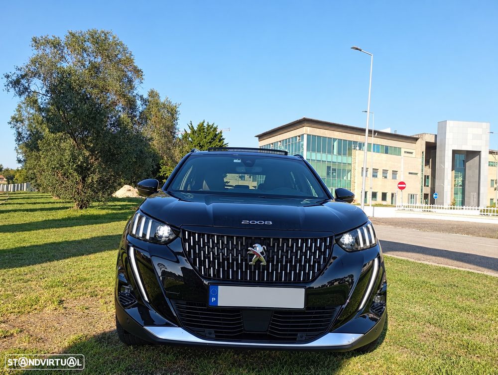 Peugeot 2008 1.2 PureTech GT EAT8 - 1