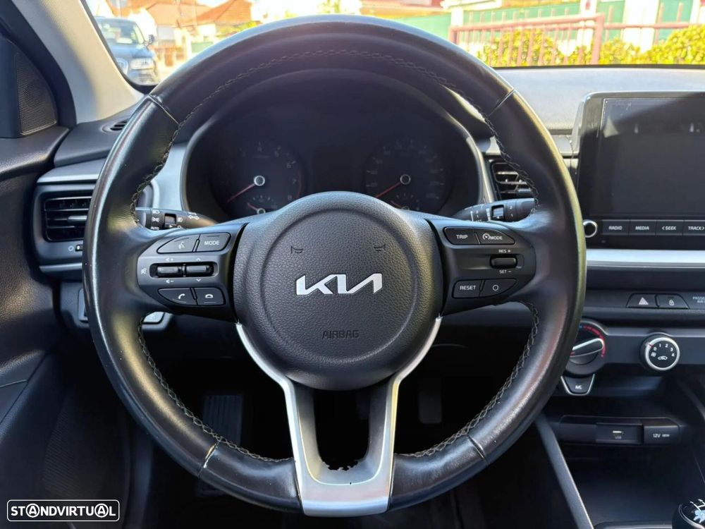 Kia Stonic 1.2 Dynamic - 35