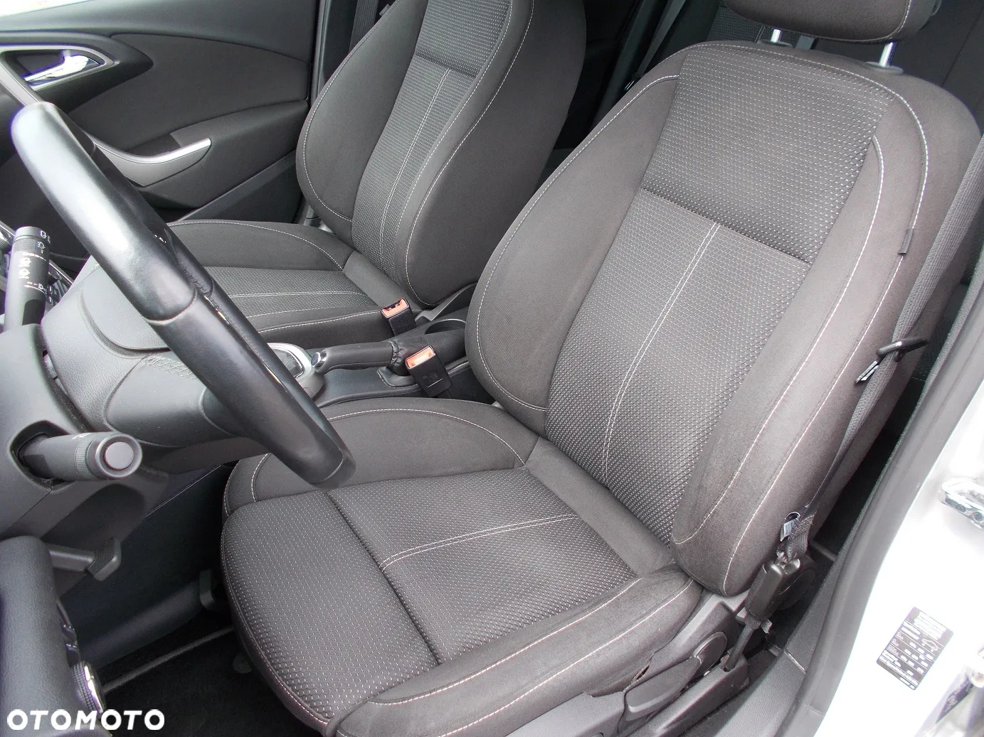 Opel Astra IV 1.4 T Edition 150 - 21