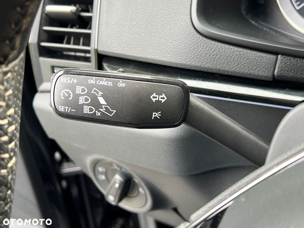 Skoda Karoq 2.0 TDI SCR 4x4 Sportline DSG - 21