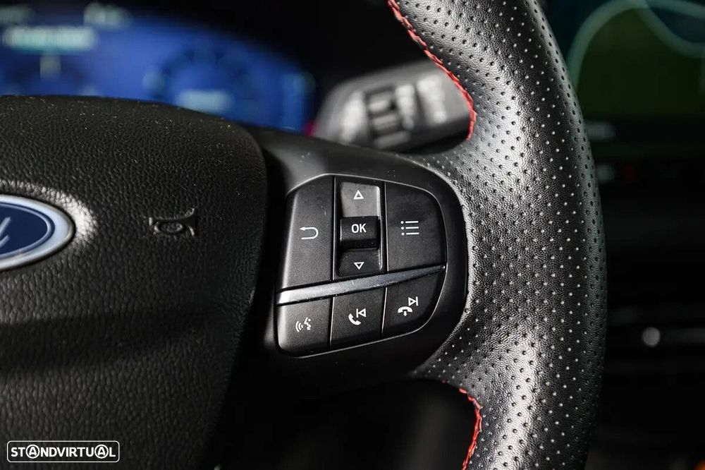 Ford Focus SW 1.0 EcoBoost ST-Line - 35