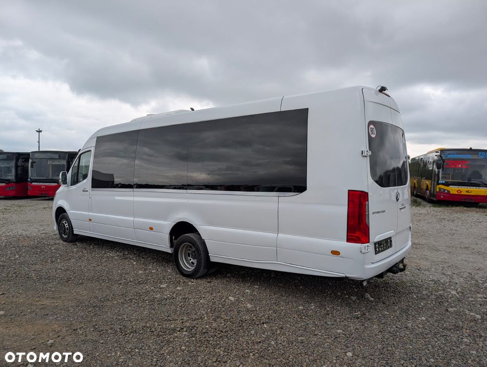 Mercedes-Benz Sprinter 519 - 9