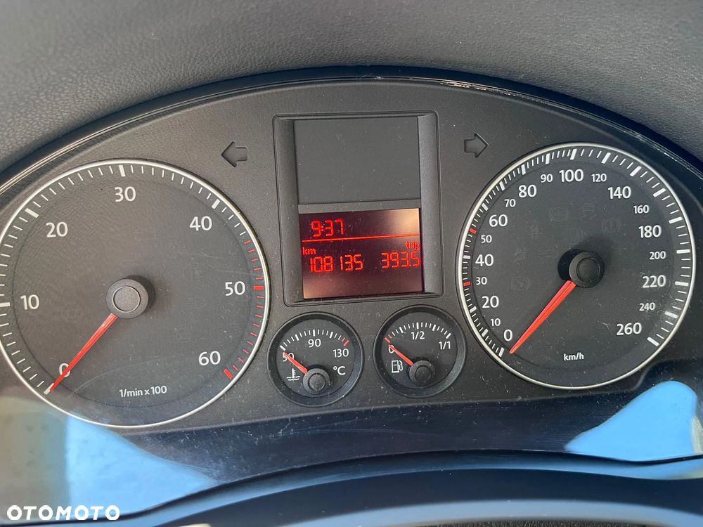 Volkswagen Golf - 9