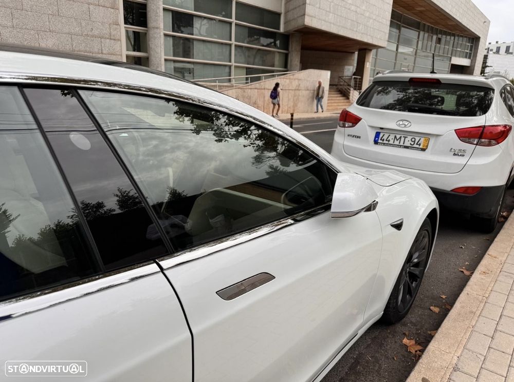 Tesla Model S 100 kWh Long Range Plus AWD - 4