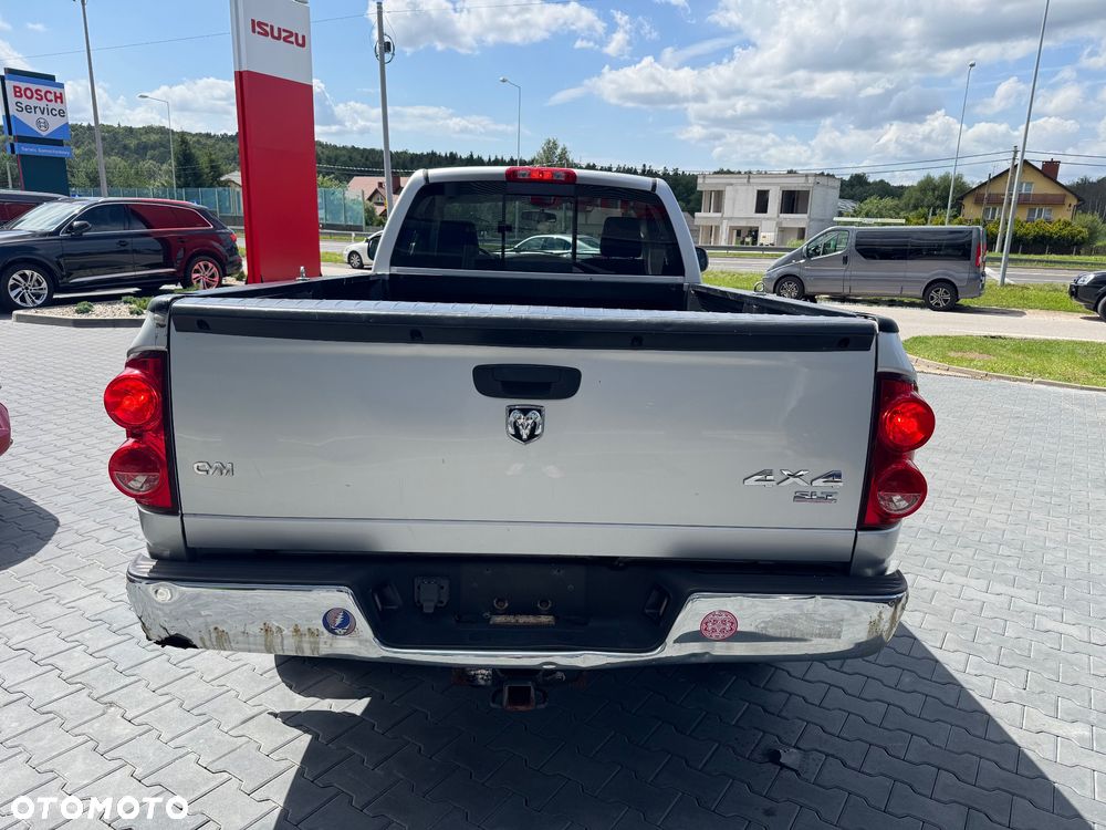 Dodge RAM - 7