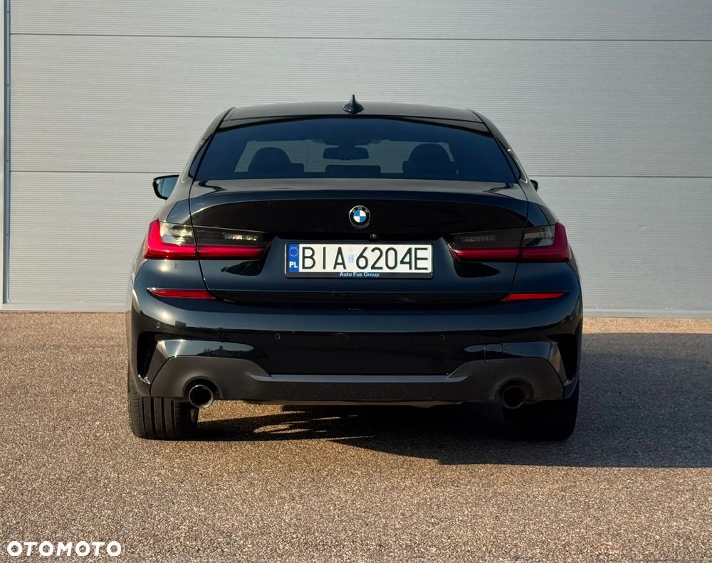 BMW Seria 3 320i xDrive M Sport Shadow sport - 7