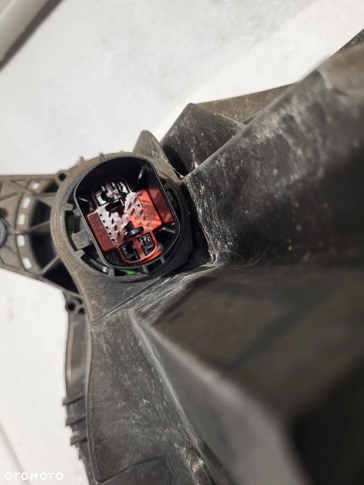 Land Rover Defender MATRIX LED PRZÓD STRONA LEWA L8B213W030HG - 9