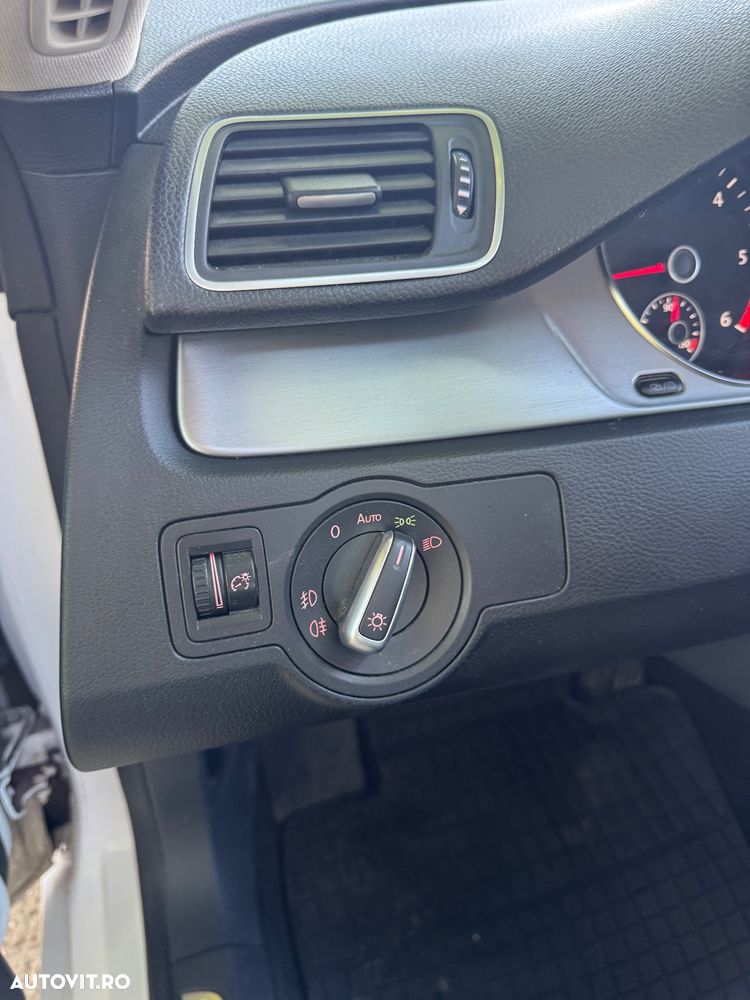 Volkswagen Passat CC - 15
