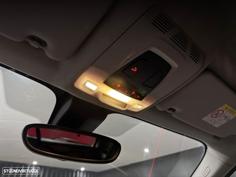 BMW X1 16 d sDrive xLine Auto - 30