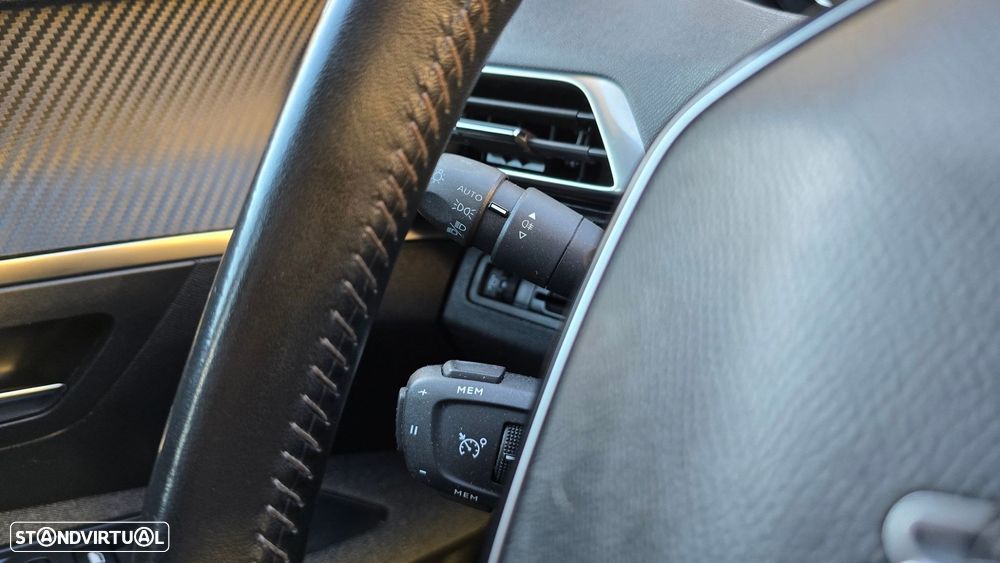 Peugeot 3008 1.5 BlueHDi Active - 13