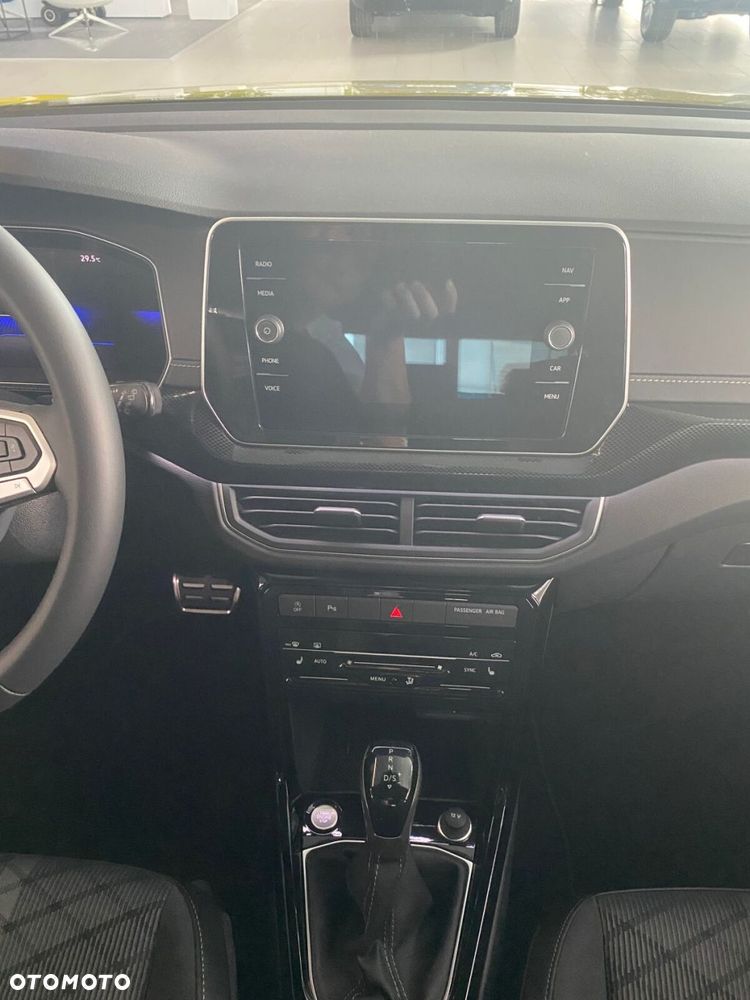 Volkswagen T-Cross - 10