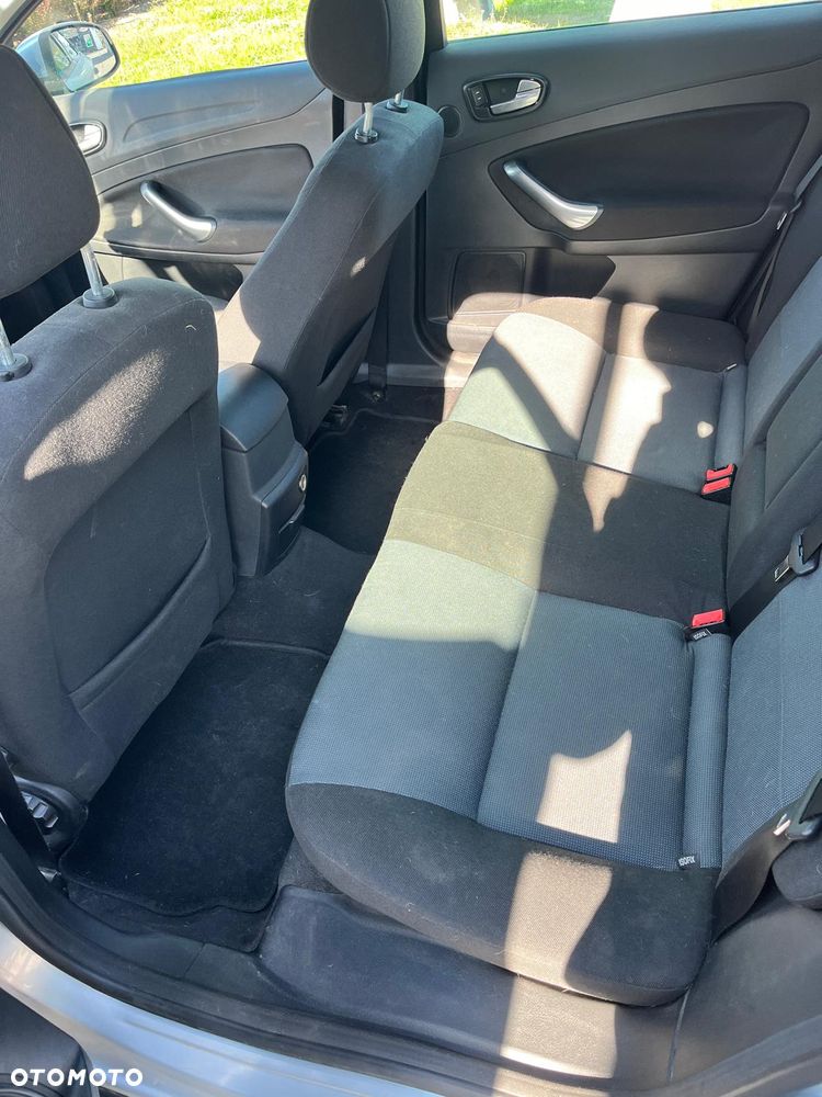 Ford Mondeo 1.6 Silver X - 9