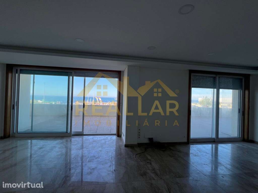 APARTAMENTO T4+2 em 1ª LINHA DE MAR - Póvoa de Varzim - Grande imagem: 4/43