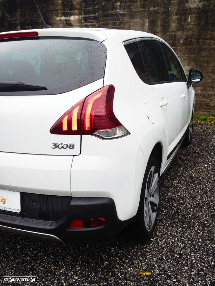 Peugeot 3008 1.2 PureTech Allure - 21