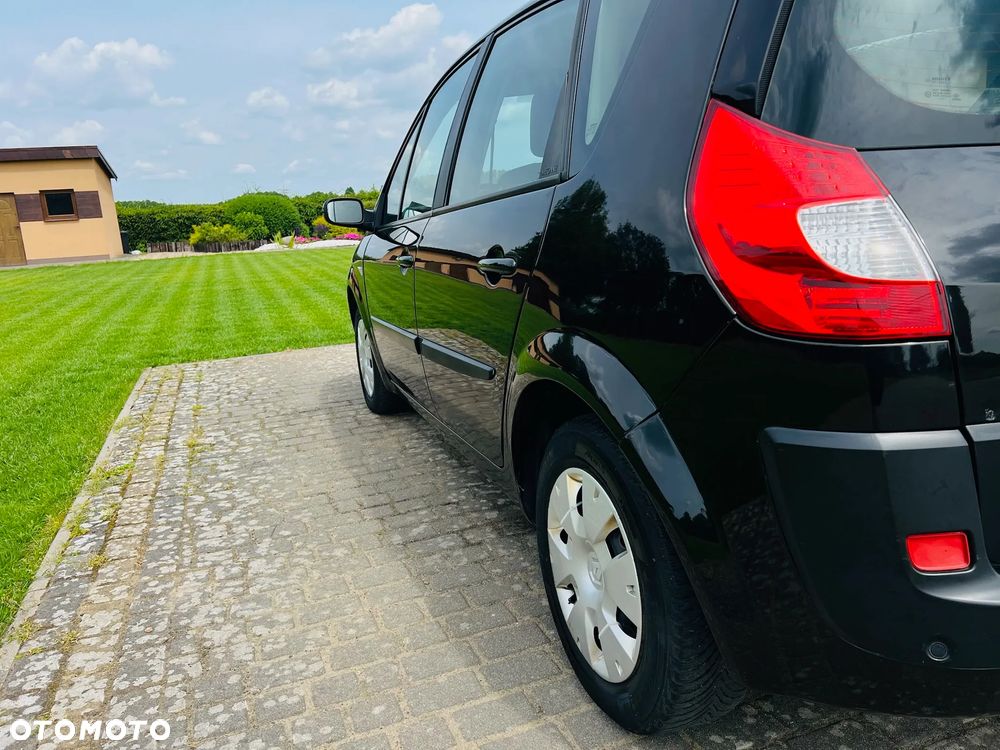 Renault Scenic - 12